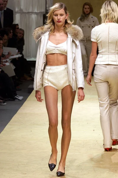 Look 8